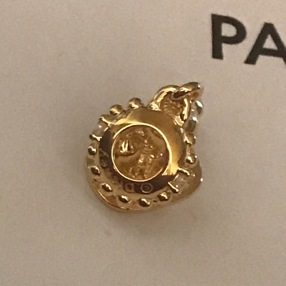 Pandora castle charm - Picture 5 of 7